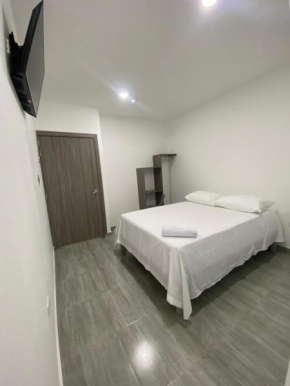 Hotel Alec